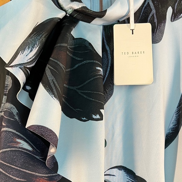 NWT Ted Baker Dress. Ted Baker Evvia Eden Floral Ruffle Skater Dress. - Picture 6 of 12